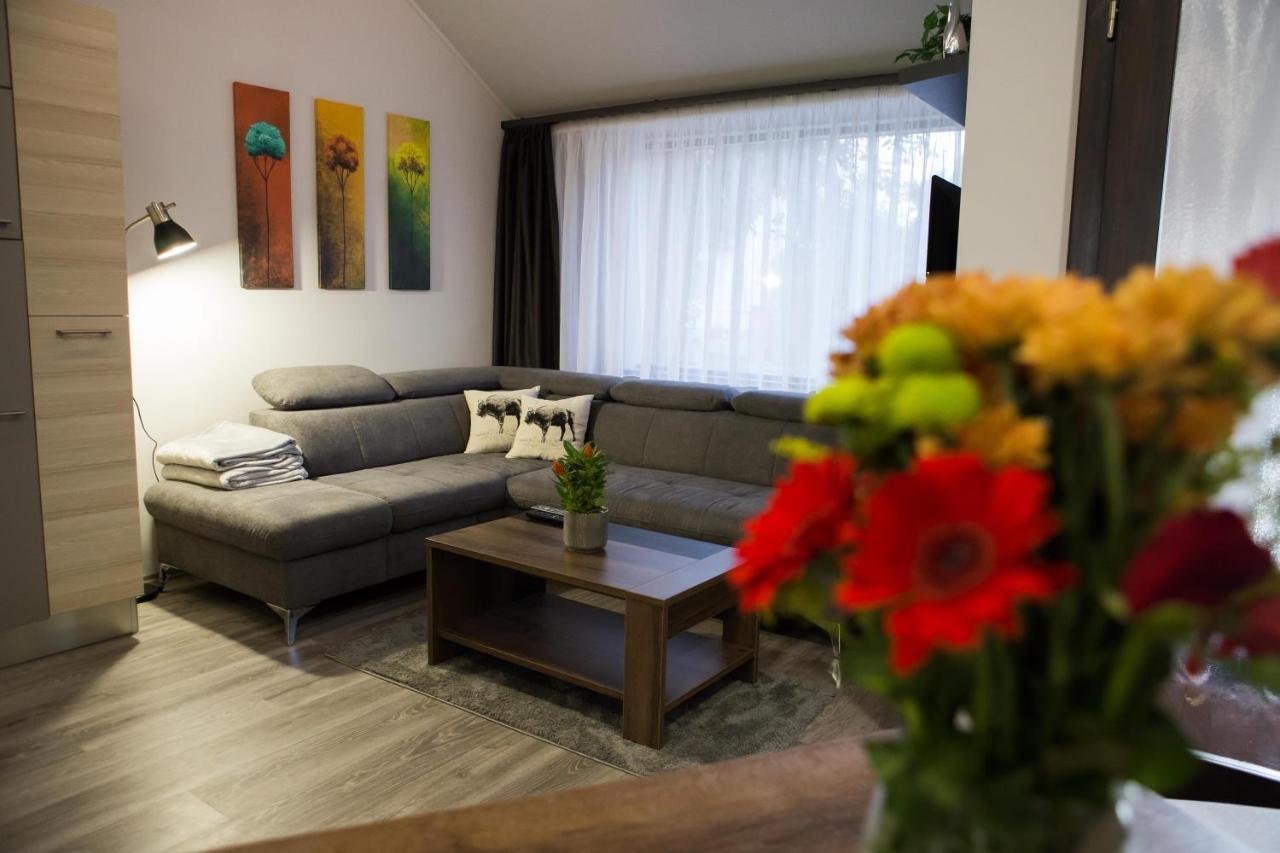 Kikelet Apartman Leilighet Szombathely Eksteriør bilde